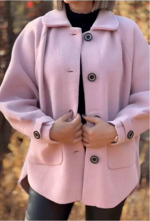 Cardigan en Laine à Revers et Poches – Élégance Décontractée