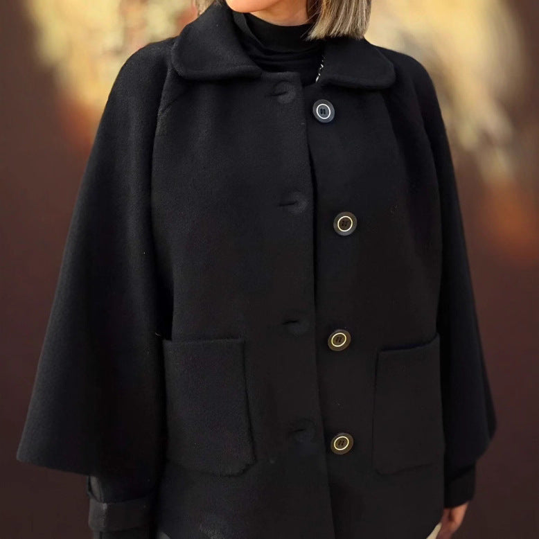 Cardigan en Laine à Revers et Poches – Élégance Décontractée