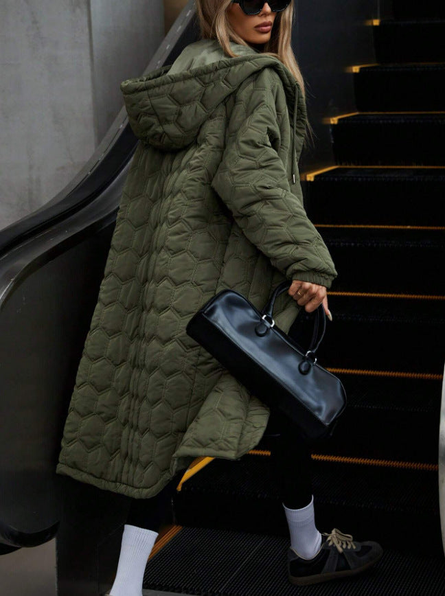 Manteau Long à Carreaux à Capuche pour Femme – Élégance et Confort