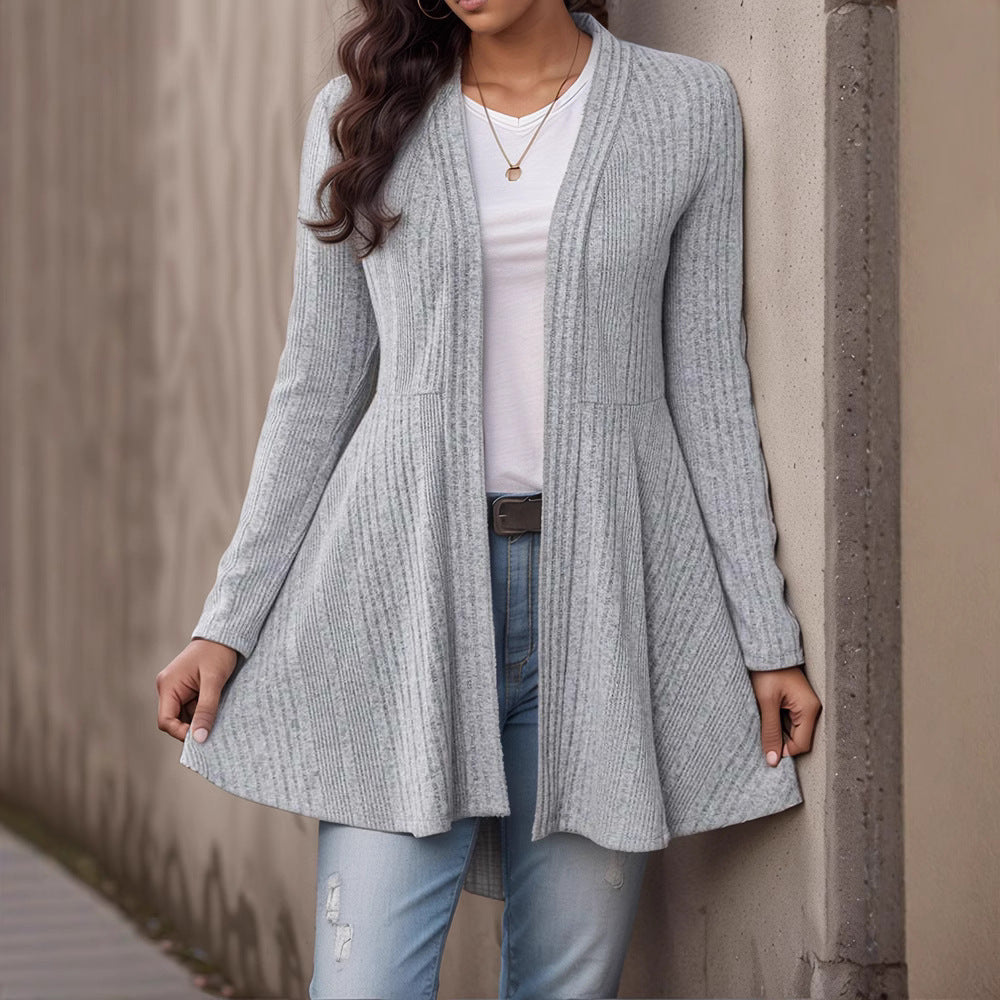 Cardigan à Rayures en Relief – Élégance Décontractée