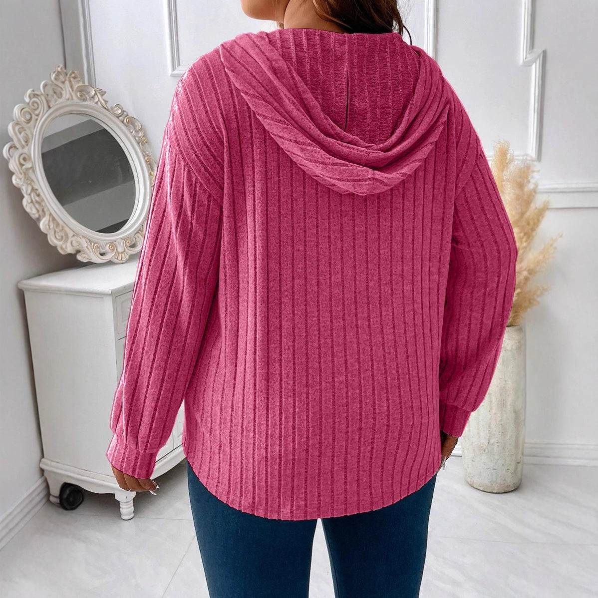 Top Uni à Col en V Grande Taille Femme – Élégance et Confort