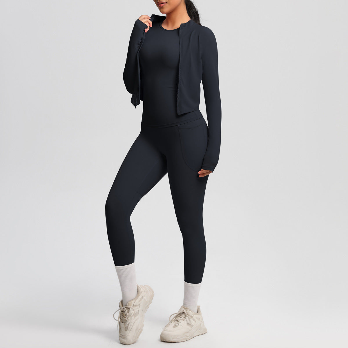 Ensemble 2 pièces femme : veste zippée ajustée et pantalon de sport slim